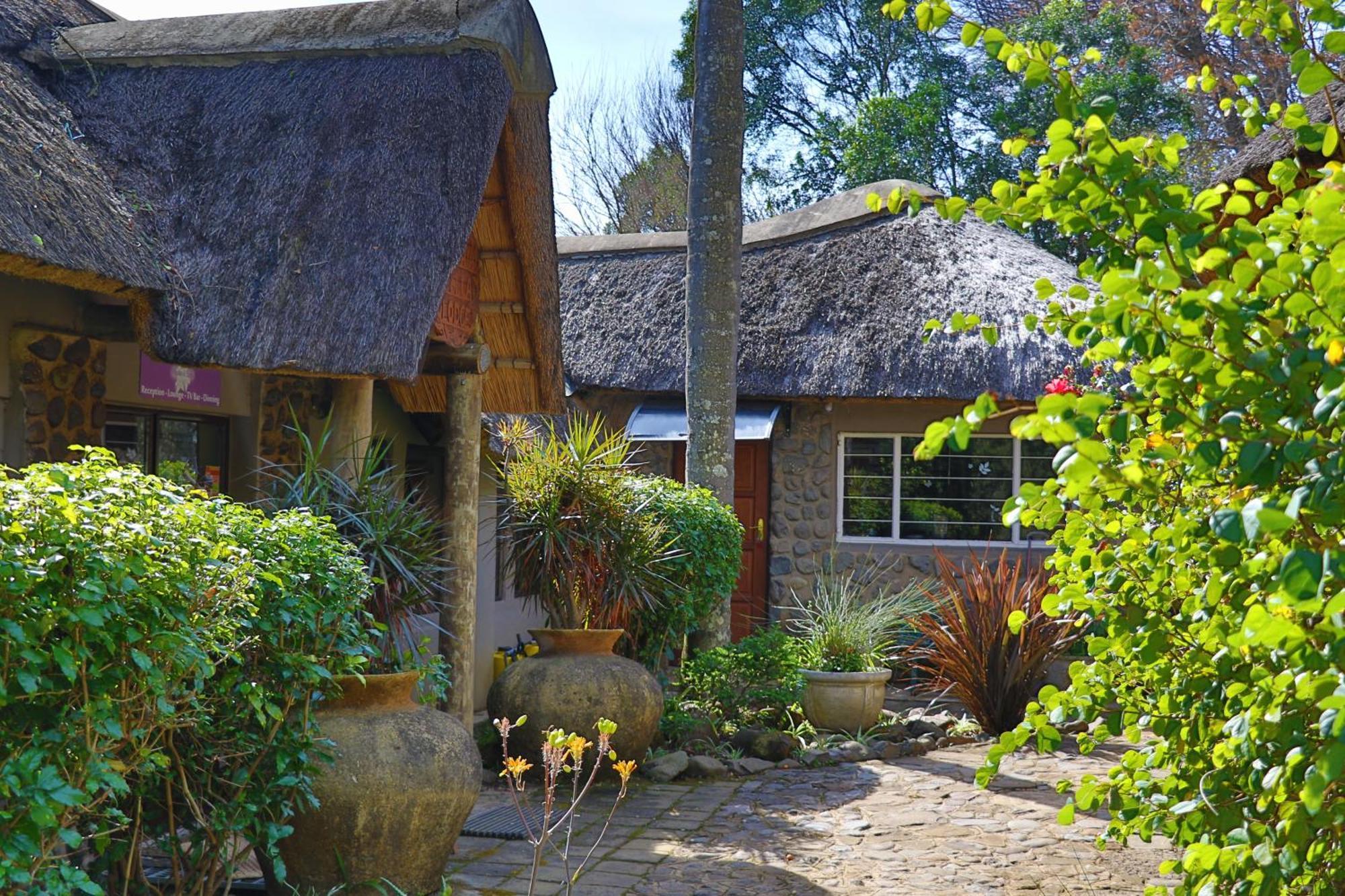 Kukummi Lodge - Formerly Mackaya Bella Country Lodge Champagne Valley Екстериор снимка