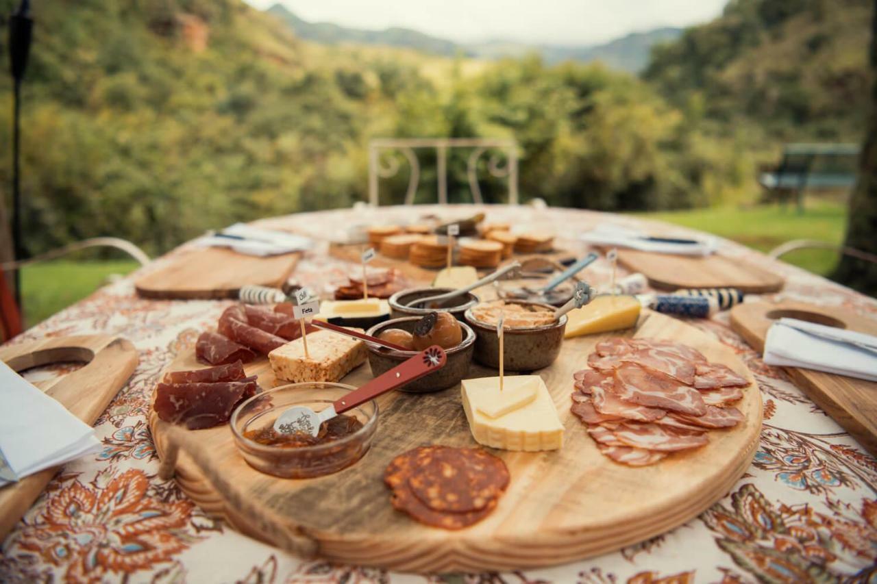 Kukummi Lodge - Formerly Mackaya Bella Country Lodge Champagne Valley Екстериор снимка